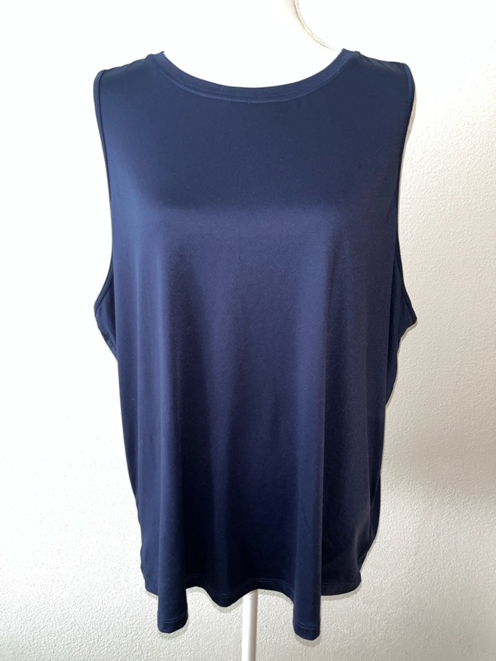 Fabletics Dark Navy Crewneck Athletic Tank